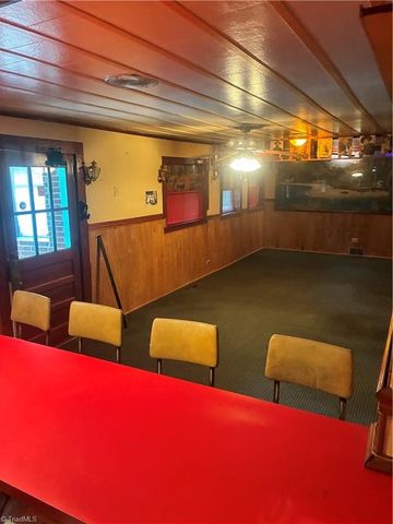 278 Old US Highway 52, Mount Airy, NC 27030