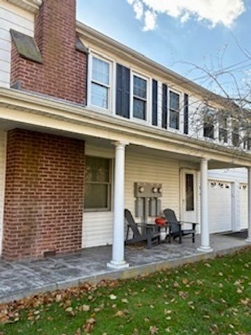 14 Elizabeth Street, Branford, CT 06405