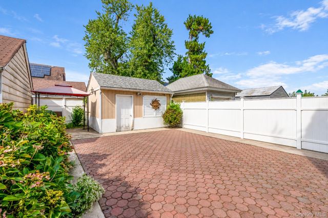 45-62 170th Street, Flushing, NY 11358