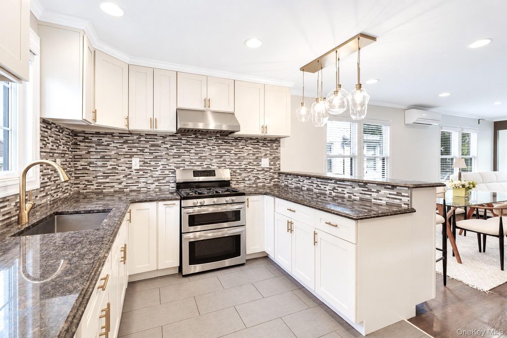 45-62 170th Street, Flushing, NY 11358 — photo 4
