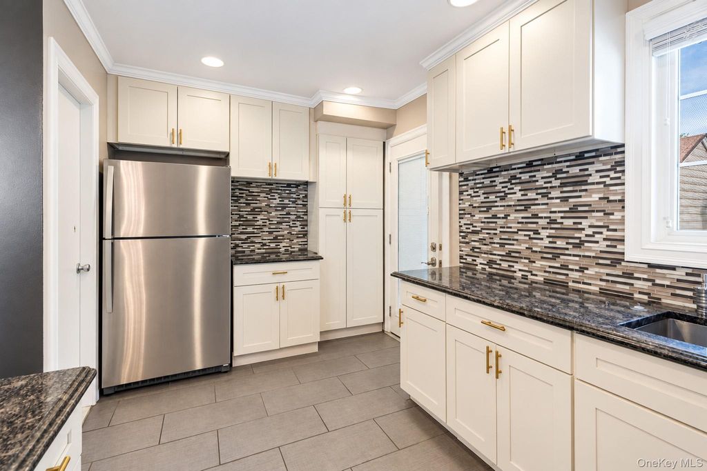 45-62 170th Street, Flushing, NY 11358 — photo 5