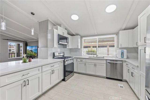 1919 W Coronet, Anaheim, CA 92801