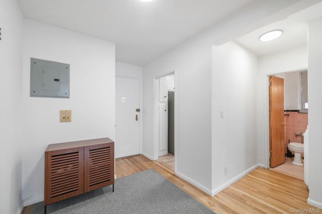2 Louisiana Avenue 4H, Bronxville, NY 10708