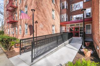 2 Louisiana Avenue 4H, Bronxville, NY 10708