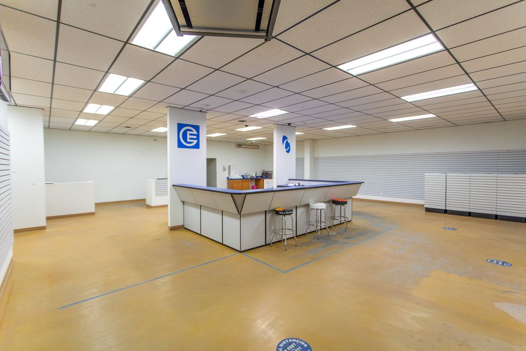 900 2nd Street S, Great Falls, MT 59405 photo 2