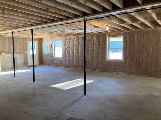 60 Dinky Lane, Morristown, VT 05661