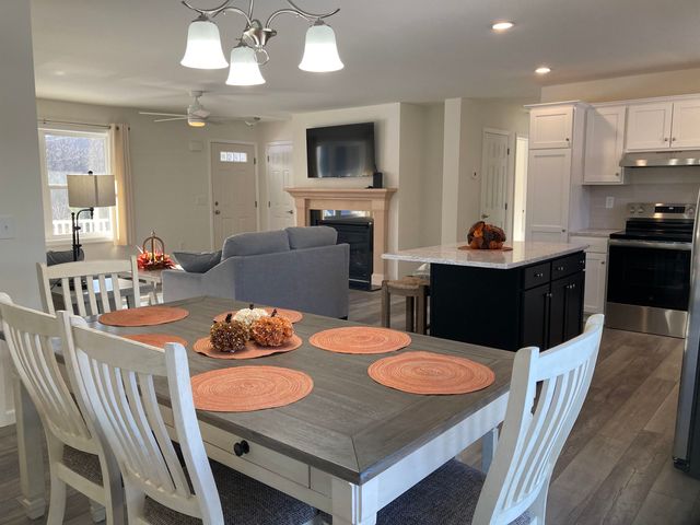 60 Dinky Lane, Morristown, VT 05661