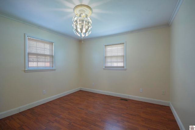 1656 College Terrace, Murray, KY 42071