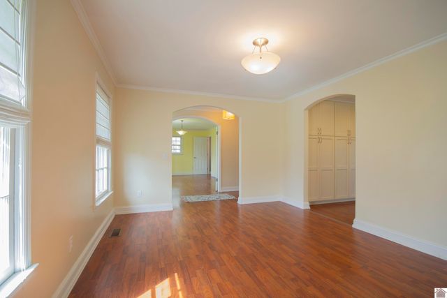 1656 College Terrace, Murray, KY 42071