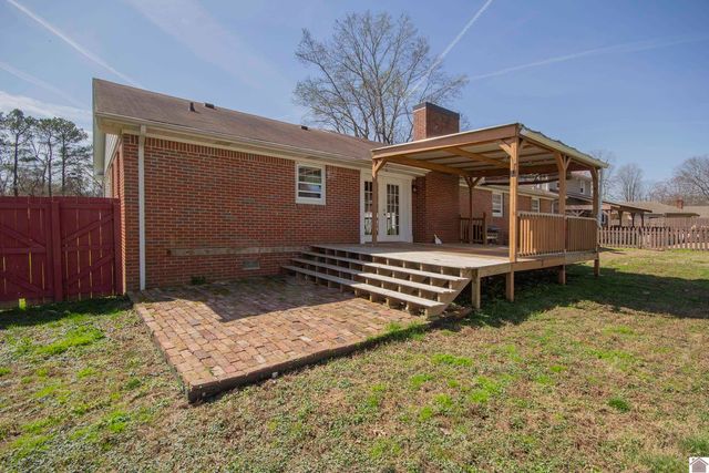 1656 College Terrace, Murray, KY 42071