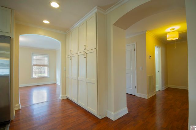 1656 College Terrace, Murray, KY 42071