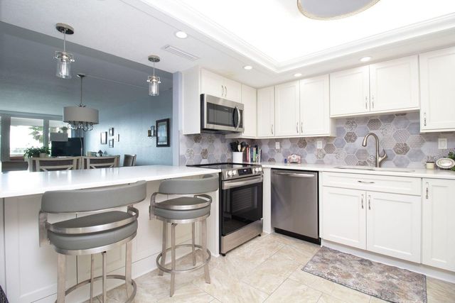 17920 GULF BOULEVARD 301, Redington Shores, FL 33708