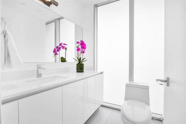 2200 N Ocean Boulevard S-906, Fort Lauderdale, FL 33305