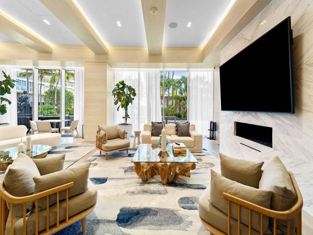 2200 N Ocean Boulevard S-906, Fort Lauderdale, FL 33305