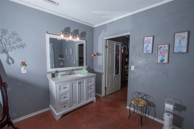 1115 County Road 147, Brownwood, TX 76801