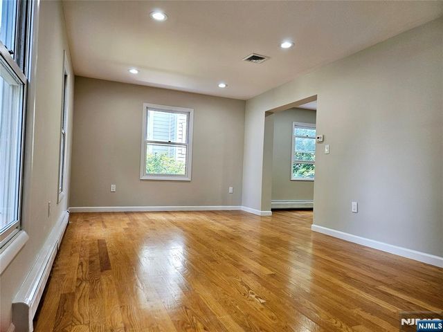 35 GROVE Street Rear, Tenafly, NJ 07670