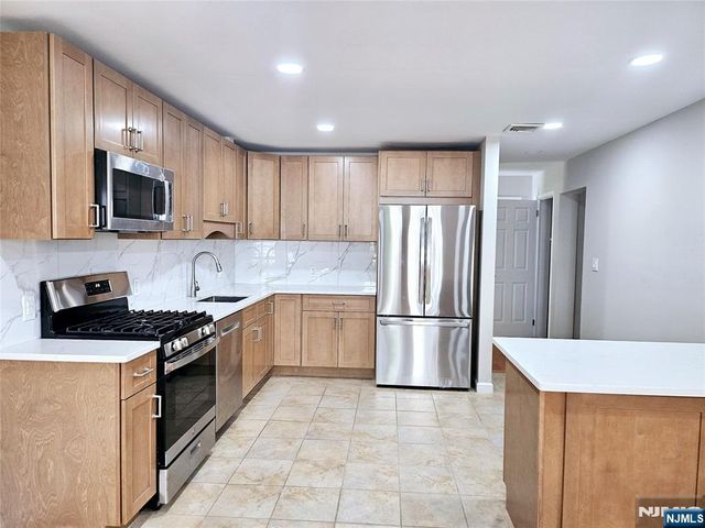 35 GROVE Street Rear, Tenafly, NJ 07670