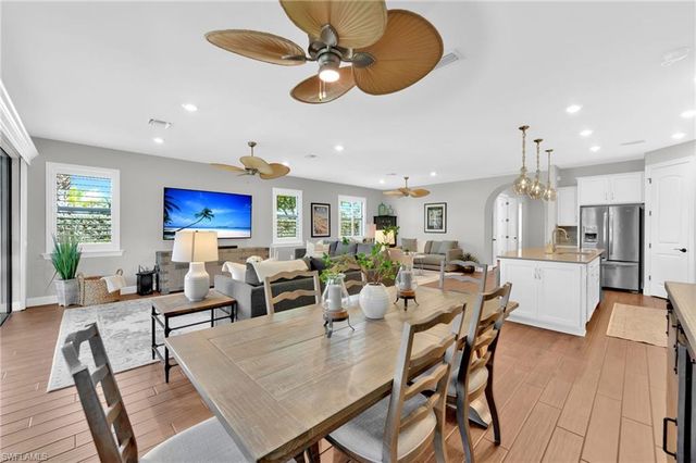 19802 Bittersweet LN, Estero, FL 33928