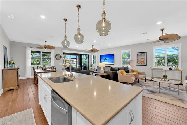 19802 Bittersweet LN, Estero, FL 33928