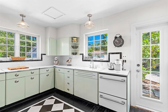 112 Yale Drive, Lake Worth Beach, FL 33460