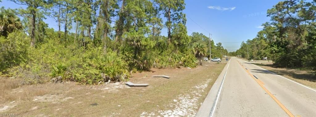 410 E 12th ST, LEHIGH ACRES, FL 33972 — photo 2