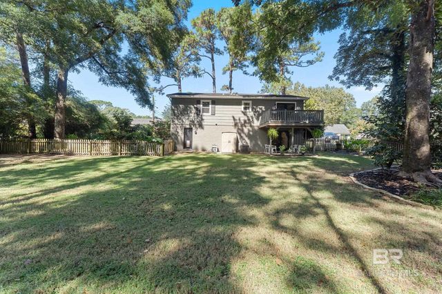 698 Cedar Avenue, Fairhope, AL 36532