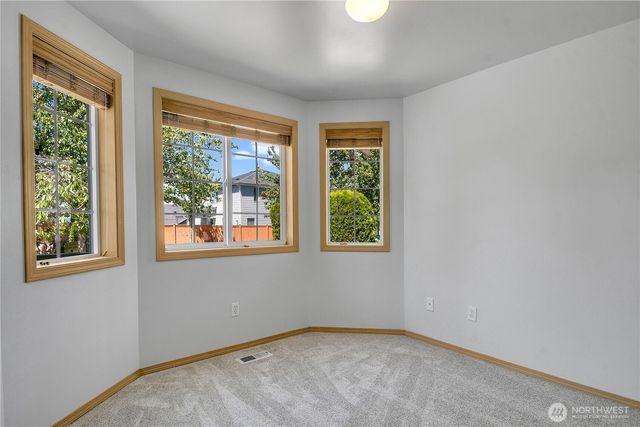 6005 74th Avenue NE, Marysville, WA 98270