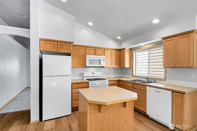 6005 74th Avenue NE, Marysville, WA 98270