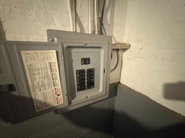 8118 S Spaulding Street, Chicago, IL 60652