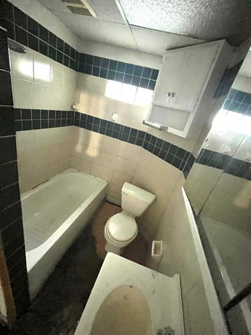 939 Cherry Street, Hammond, IN 46324