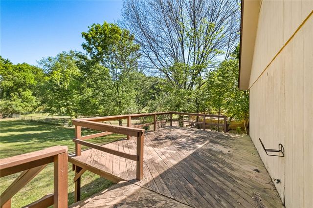 1398 E Amber Drive, Fayetteville, AR 72703