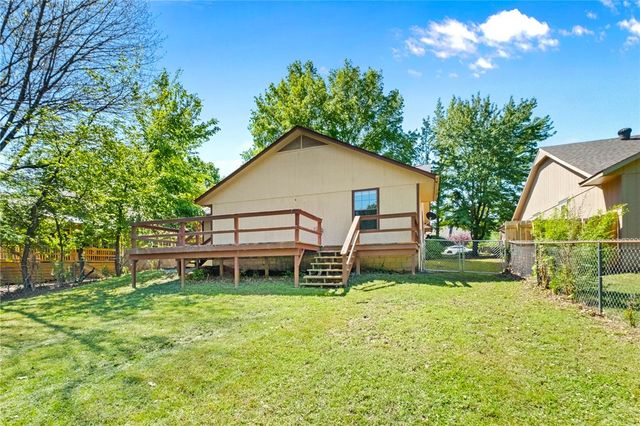 1398 E Amber Drive, Fayetteville, AR 72703