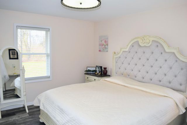 14888 S State Road, Perry, MI 48872