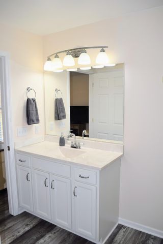 14888 S State Road, Perry, MI 48872