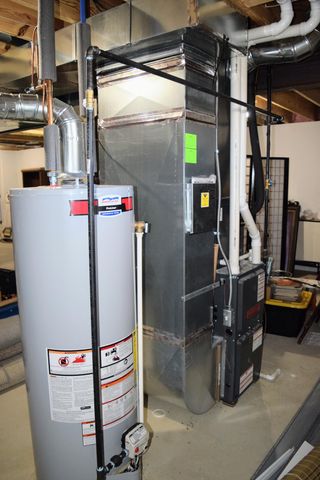 14888 S State Road, Perry, MI 48872