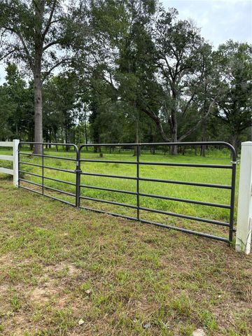 1263 Old Providence Road, Livingston, TX 77351