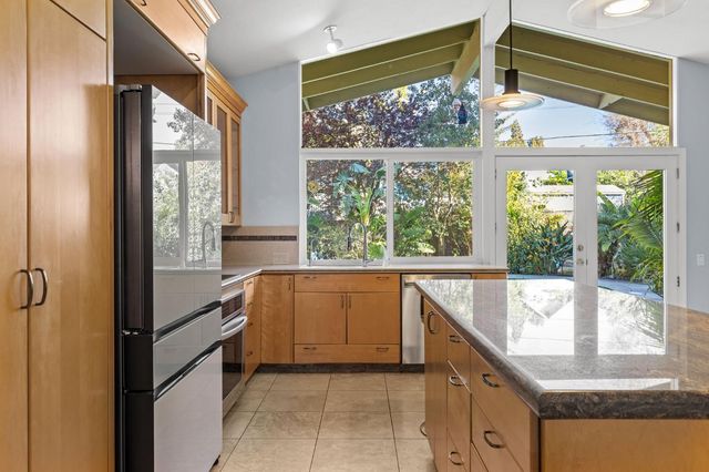 7613 Northeast Cir, Citrus Heights, CA 95610