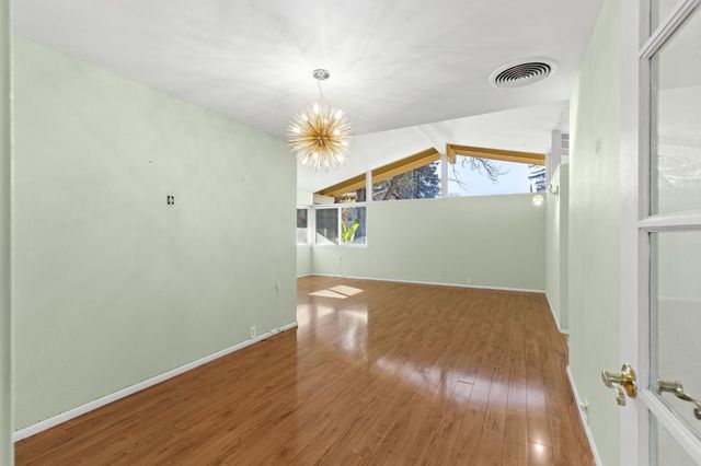 7613 Northeast Cir, Citrus Heights, CA 95610