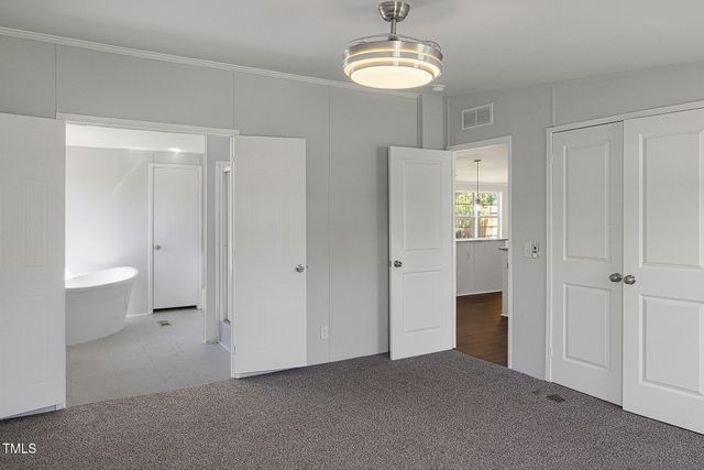 757 Precision Court, Hope Mills, NC 28348