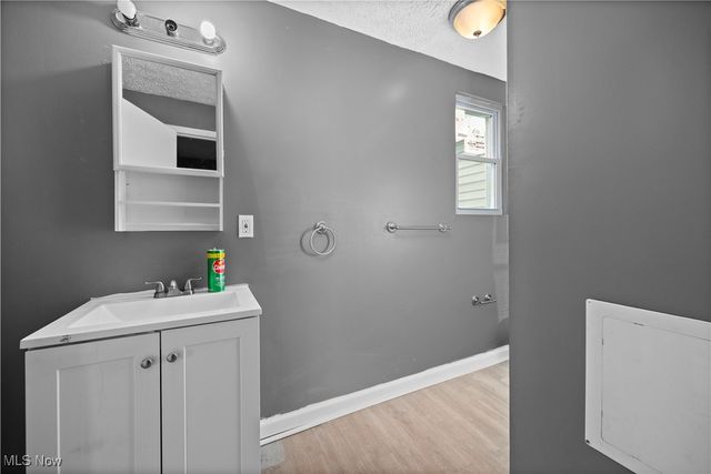 316 W 10th Street, Lorain, OH 44052