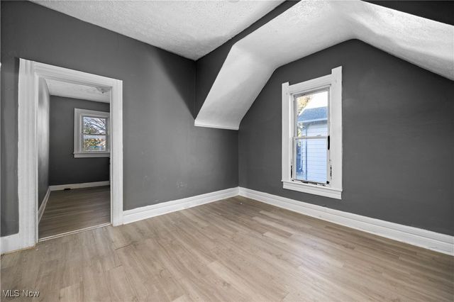 316 W 10th Street, Lorain, OH 44052