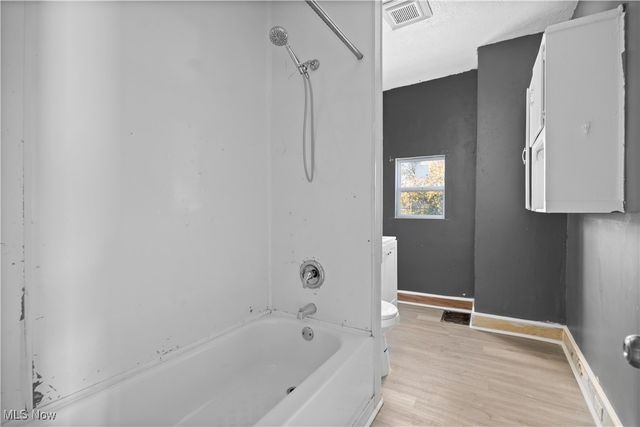 316 W 10th Street, Lorain, OH 44052