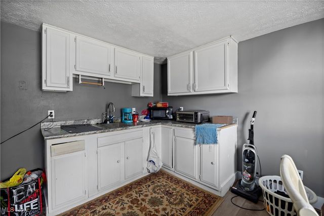 316 W 10th Street, Lorain, OH 44052