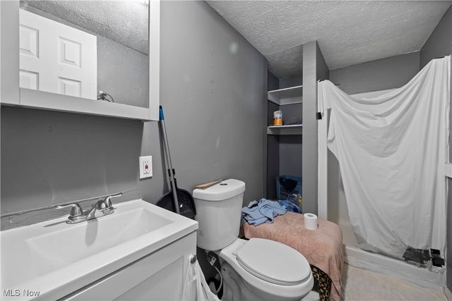 316 W 10th Street, Lorain, OH 44052