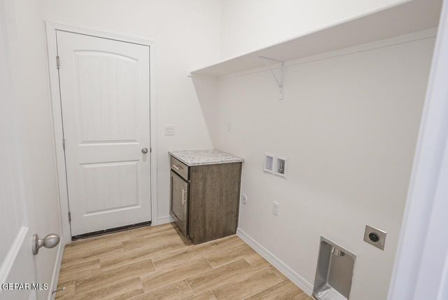 115 Wind Mill Street, Sunland Park, NM 88063
