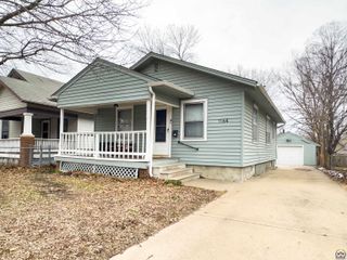1164 SW MacVicar AVE, Topeka, KS 66604