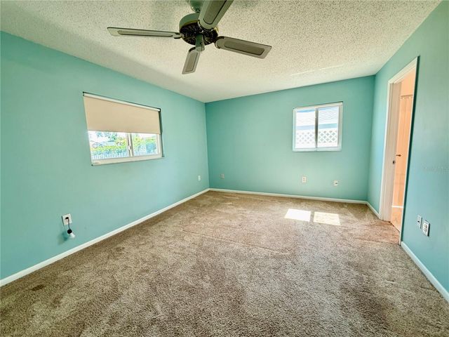4892 GREENCROFT ROAD, Sarasota, FL 34235