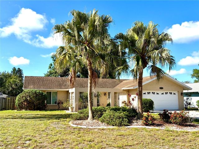 4892 GREENCROFT ROAD, Sarasota, FL 34235