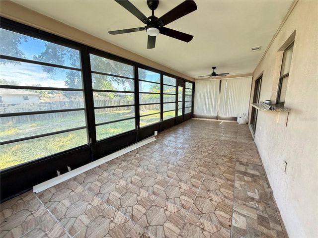 4892 GREENCROFT ROAD, Sarasota, FL 34235