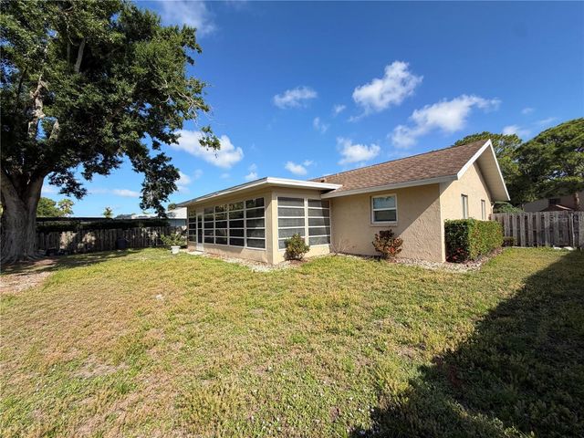 4892 GREENCROFT ROAD, Sarasota, FL 34235